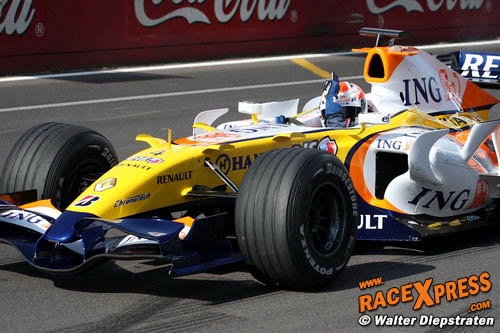 F1 demo burn some rubber