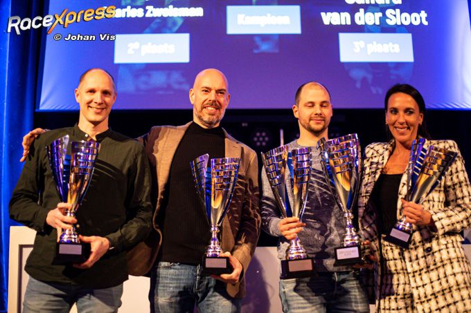 Huldiging BMW M2 CS Racing Cup Benelux kampioenen seizoen 2022