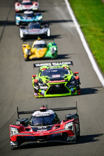 IMSA WeatherTech SportsCar Championship-Watkins Glen International Nr93 Acura Meyer Shank Racing w/Curb Agajanian, Acura ARX-06, GTP Renger van der Zande, Nick Yelloly foto 114