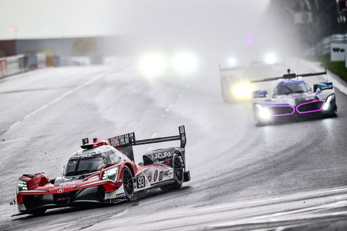 IMSA WeatherTech SportsCar Championship-Watkins Glen International Nr93 Acura Meyer Shank Racing w/Curb Agajanian, Acura ARX-06, GTP Renger van der Zande, Nick Yelloly foto 119