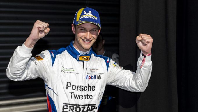 Porsche Sixt Carrera Cup Deutschland 2025 Red Bull Ring Foto 9 Sacha Norden Proton Huber Competition portret