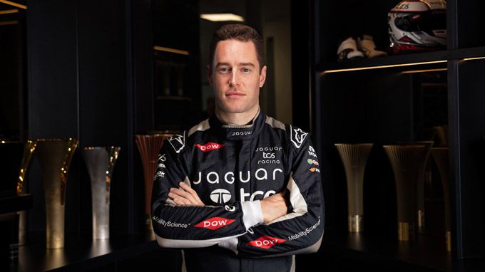 Jaguar TCS Racing begint met vernieuwd team en opvallende livery aan nieuw tijdperk in Formule E
