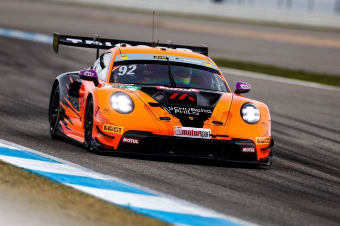 Morris Schuring DTM Porsche 911 GT3 R Manthey Junior Team Foto 3