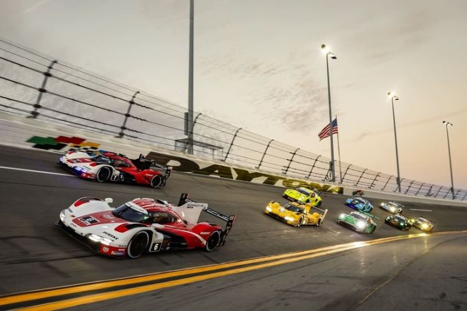 IMSA 24H Daytona 2026 Daytona International Speedway Porsche Foto 1