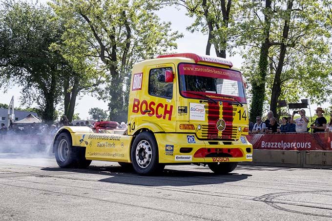 Mercedes-Benz Trucks