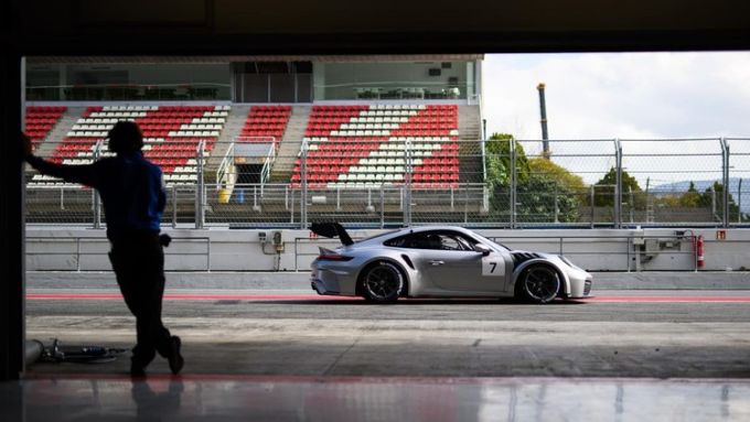 Porsche Mobil 1 Supercup 120x Porsche 911 Cup 2026 foto PN 13