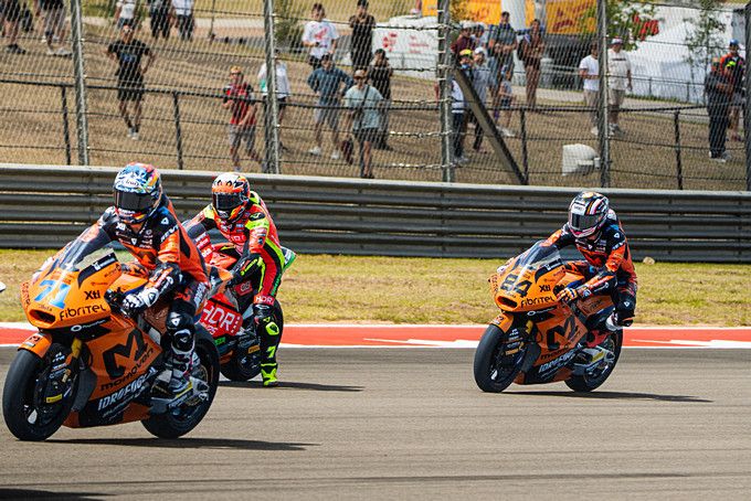 Momoven Idrofoglia RW Racing Team Zonta van den Goorbergh