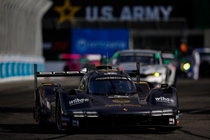 IMSA Acura Grand Prix of Long Beach Nr5 Tijmen van der Helm, Laurin Heinrich Porsche 963 JDC Miller