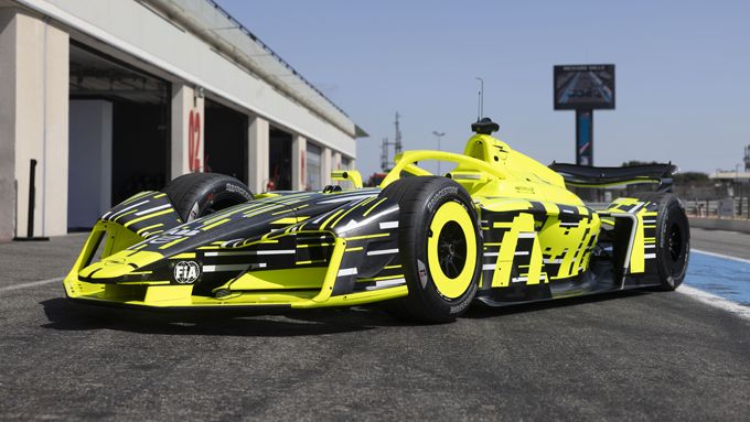 Opel debuteert met GEN4-raceauto Sophia Flörsch in de GSE 27FE met meer dan 800 PK