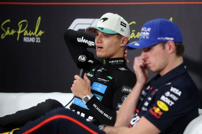 Lando_Norris Max_Verstappen F1 GP Sao Paulo microfoon