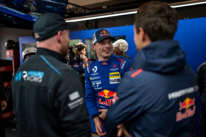 Max Verstappen pits Nürburgring GT3