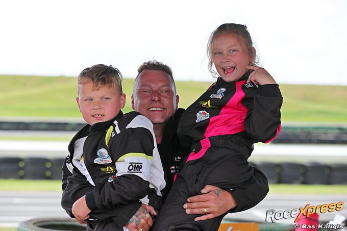Karttalent Floyd ten Holt wint zus Phylicia ook op het podium